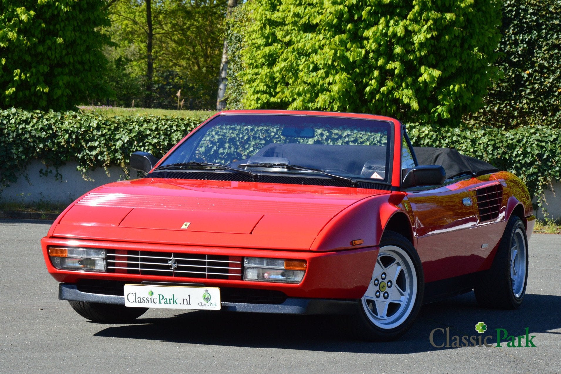 Ferrari Mondial 3.2 Cabriolet, Autos, Achat, Entreprise, Cabriolet, Noir