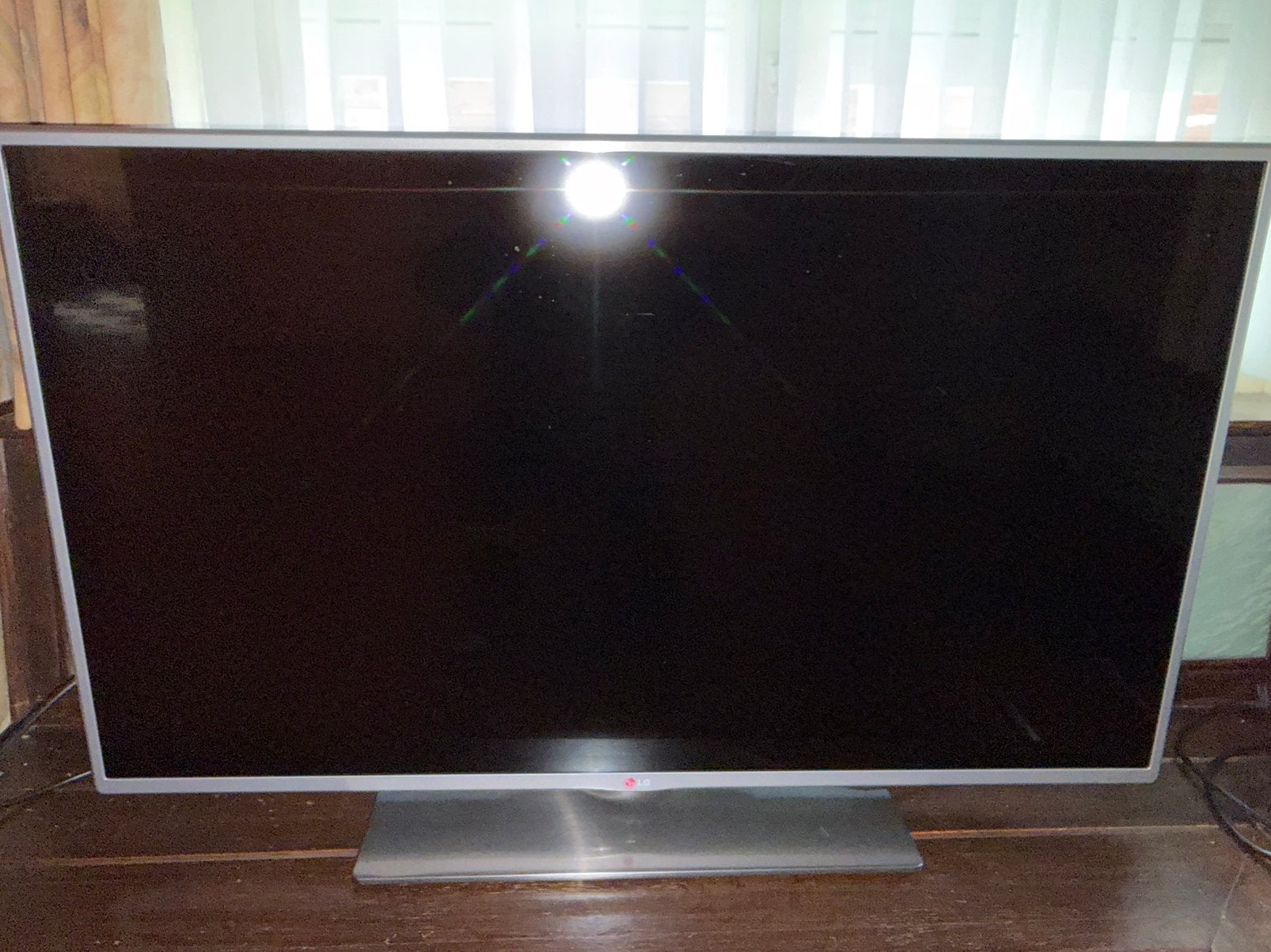 À vendre pour cause de déménagement, LED, Utilisé, 100 cm ou plus, Full HD (1080p)