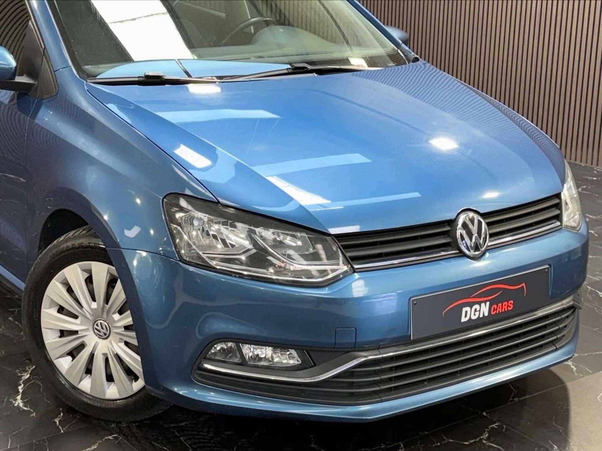 Volkswagen Polo Polo 1.2 TSI Sportline BMT (bj 2017), Auto's, Stof, Gebruikt, 4 cilinders, Blauw