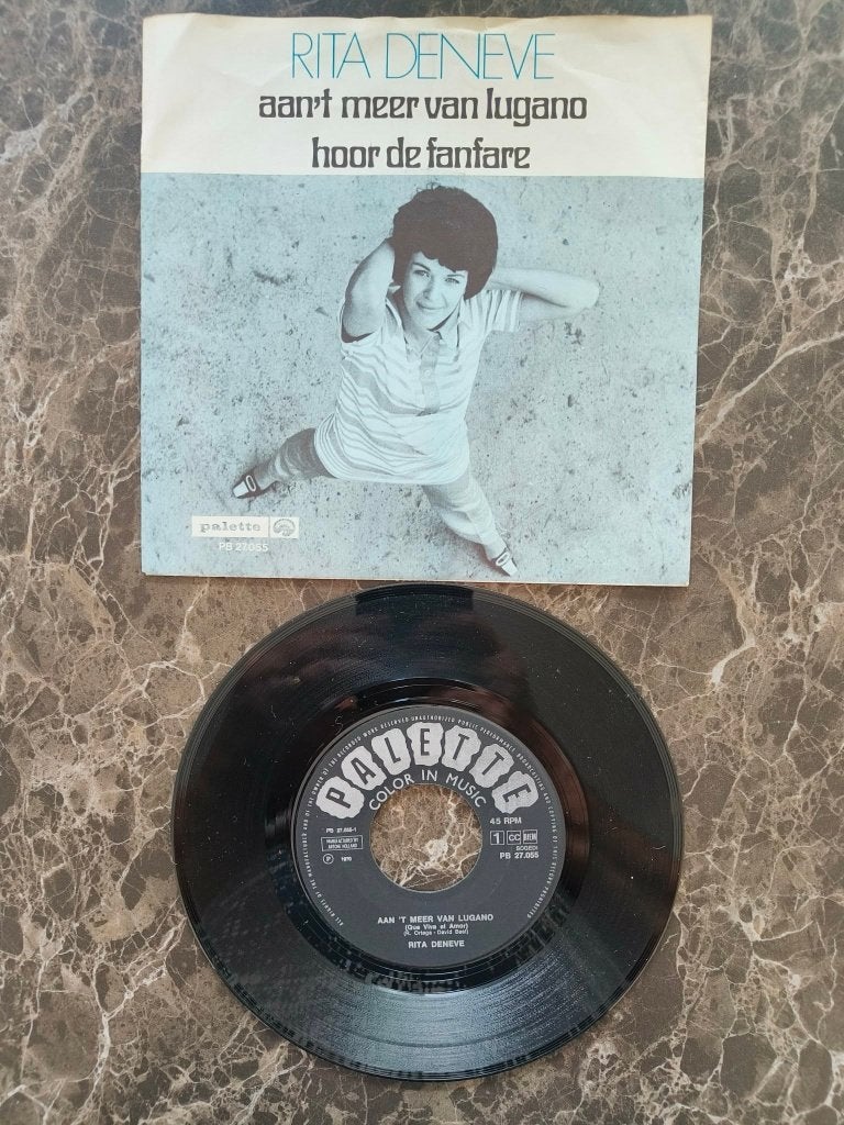 Rita deneve ' Aan't meer van Lugano / Hoor de fanfare ', CD & DVD, Vinyles | Néerlandophone, Enlèvement ou Envoi, Utilisé, Chanson réaliste ou Smartlap
