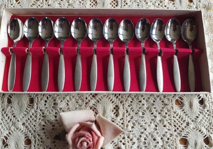 12 Vintage advokaatlepeltjes/ likeurlepeltjes in doos, Amefa, Gebruikt, -, -, Ophalen of Verzenden