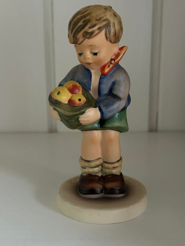 Goebel Hummel jongetje, Ophalen of Verzenden, Zo goed als nieuw, Hummel