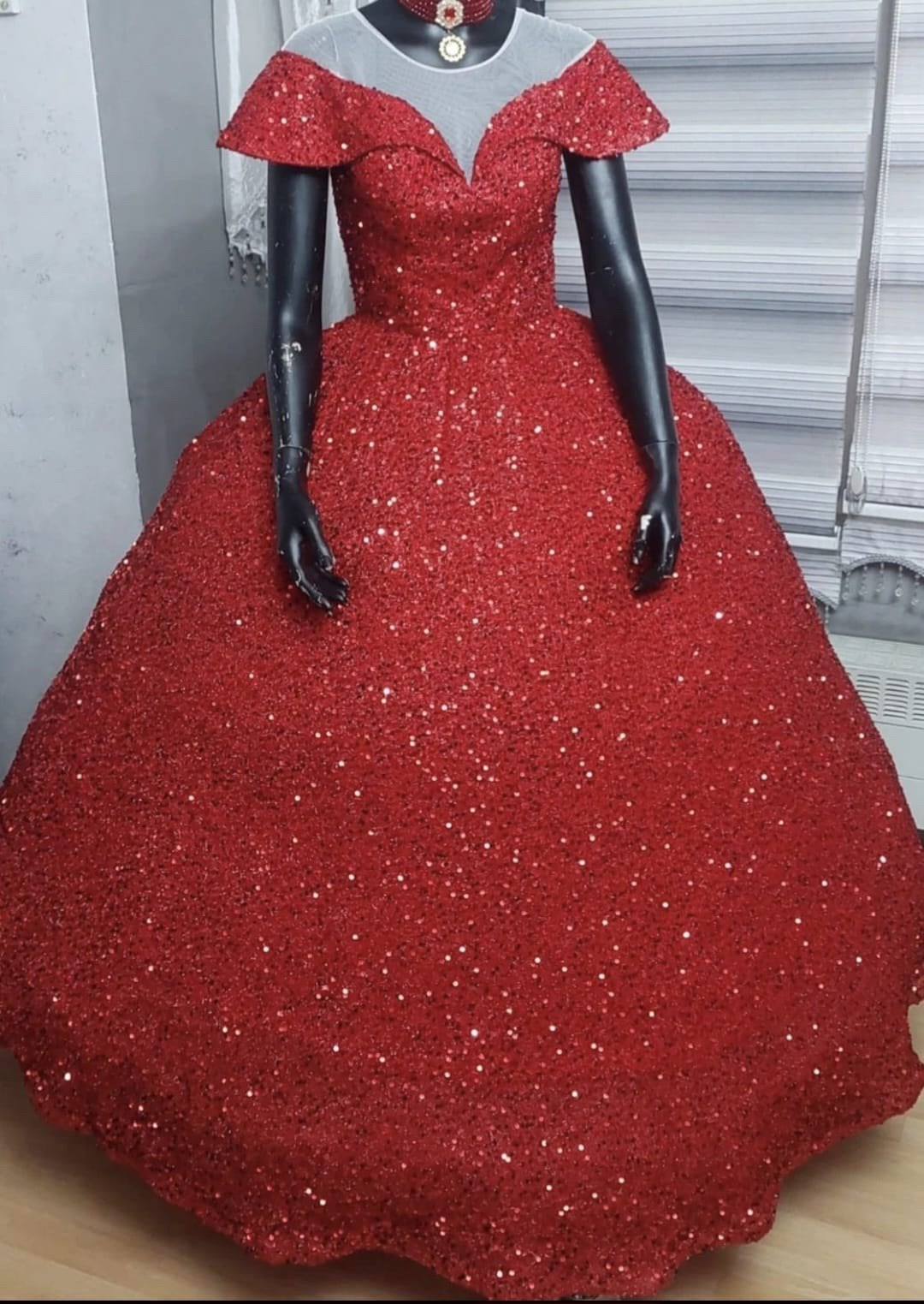 Feestkleding, Kleding | Dames, Trouwkleding en Trouwaccessoires, Ophalen, Zo goed als nieuw