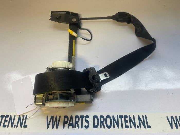Veiligheidsgordel links-voor van een Alfa Romeo Giulietta, Gebruikt, -, -, Ophalen of Verzenden