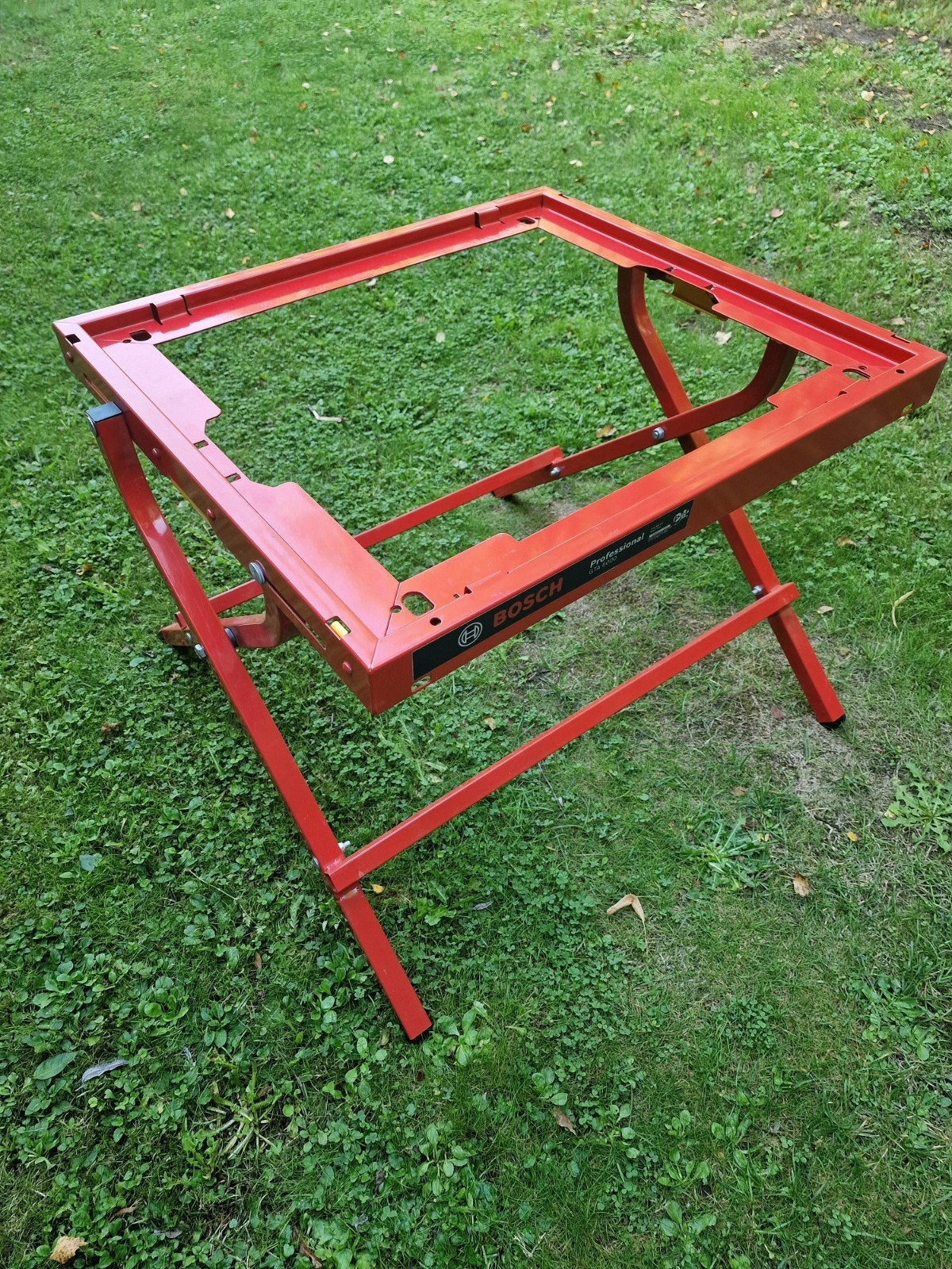 Établi pliable Bosch GTA 6000, Enlèvement, Comme neuf, Rabattable