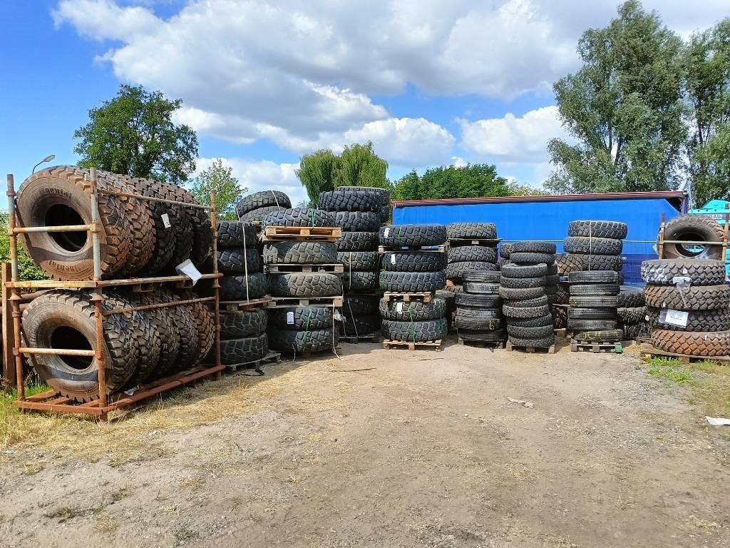 Banden landbouwbanden michelin dunlop 9.5R17.5 + 2, Auto-onderdelen, Banden en Velgen, Gebruikt