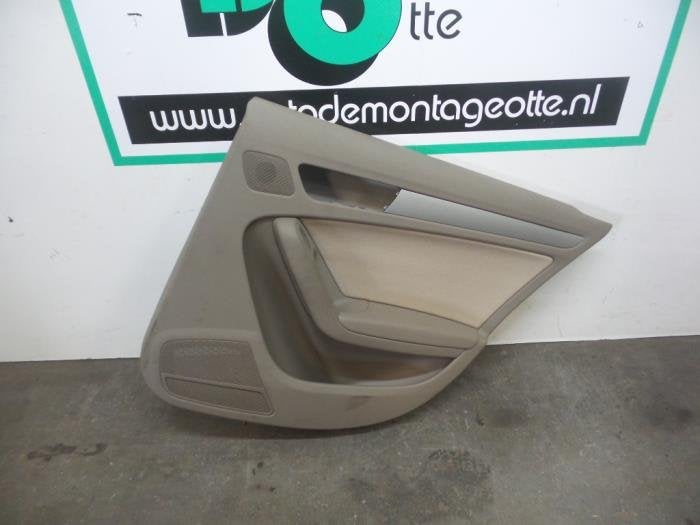 Revêtement portière 4portes arrière droite d'un Audi A4 (, -, 3 mois de garantie, Utilisé, -