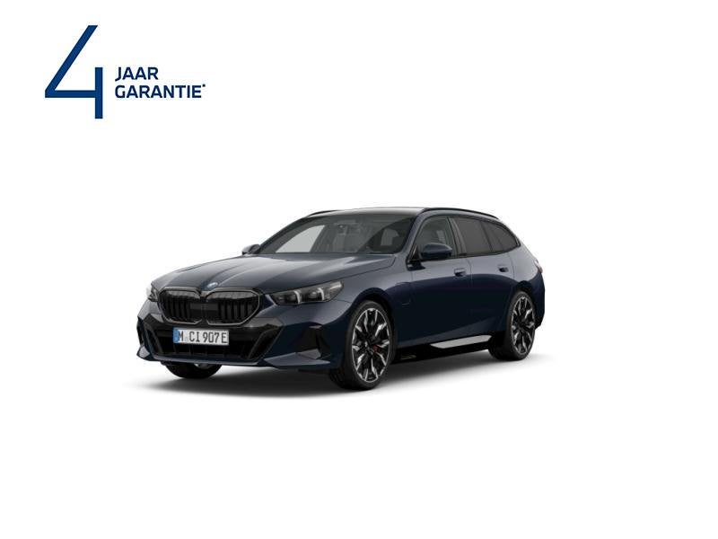 BMW Serie 5 550 e xDrive Touring/M-SportPro/Pano/360/Bowers, Auto's, Automaat, Zwart, 5 deurs, Hybride Elektrisch/Benzine