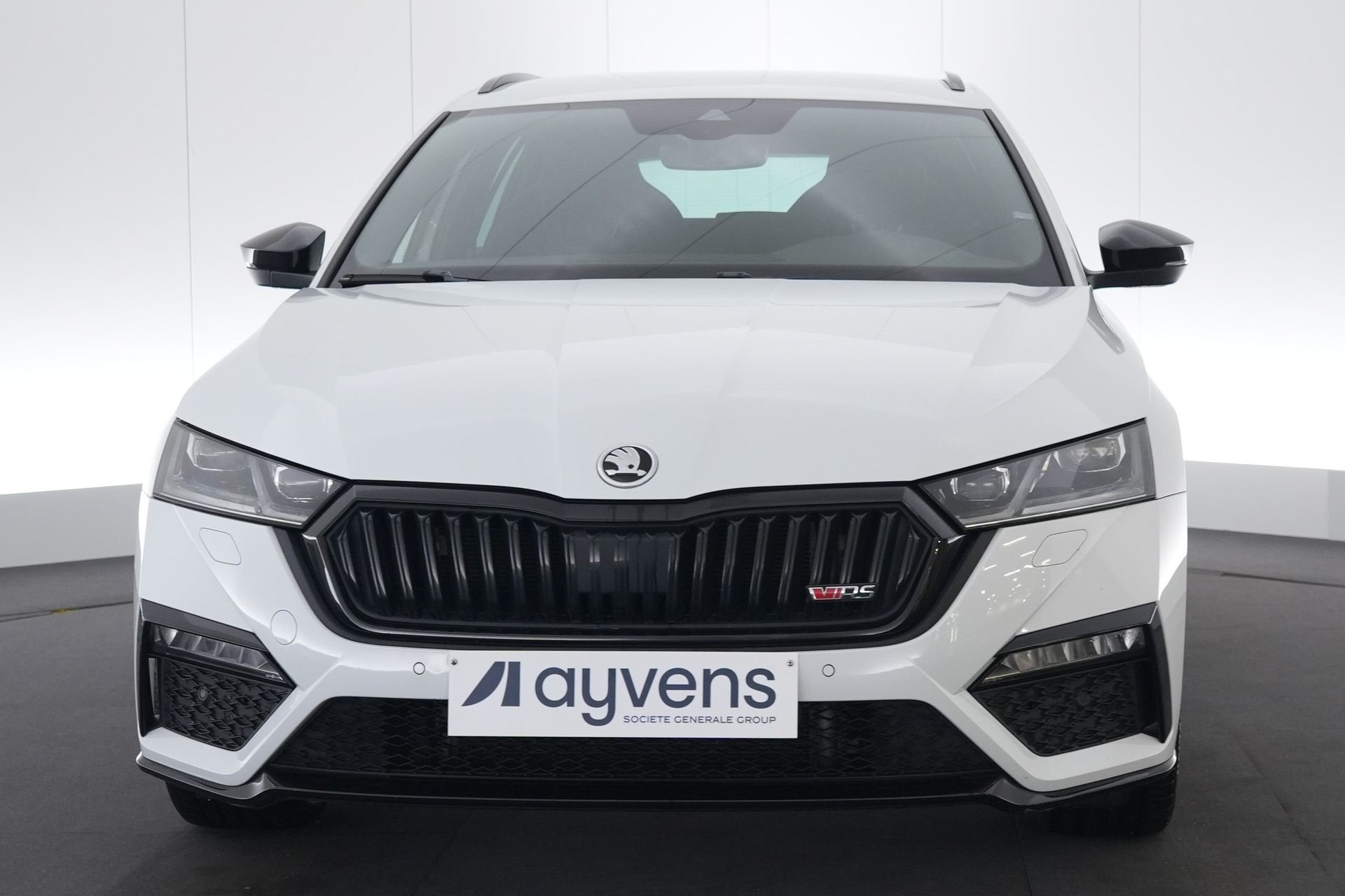 (2CGM024) SKODA OCTAVIA COMBI, Auto's, https://public.car-pass.be/vhr/1b1b0a4f-ceb6-4d68-8925-7462ae53032c, Gebruikt, Alcantara
