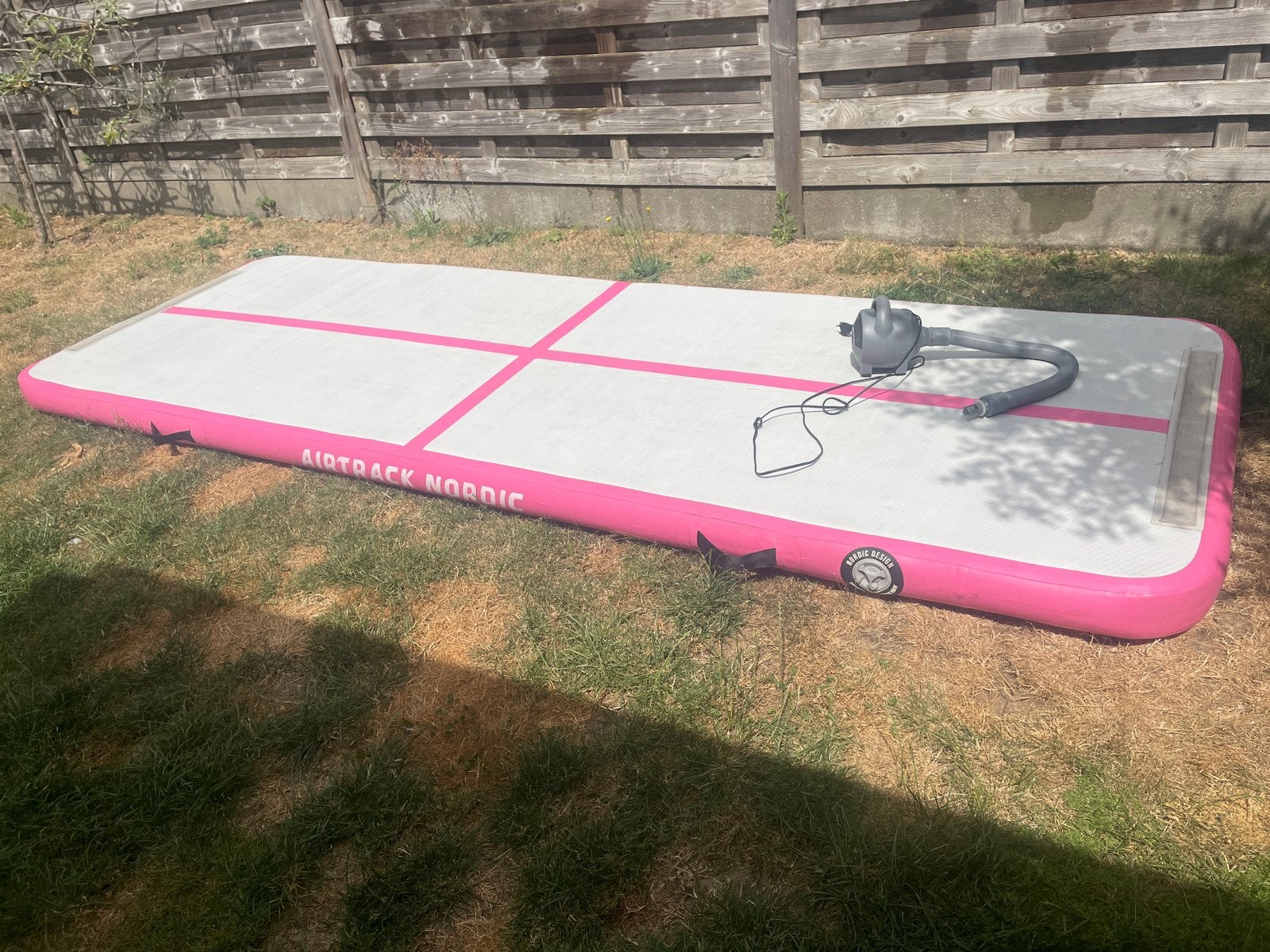 Aitrack nordic 3m, Sport en Fitness, Turnen, Ophalen, Gebruikt, Roze, Materiaal