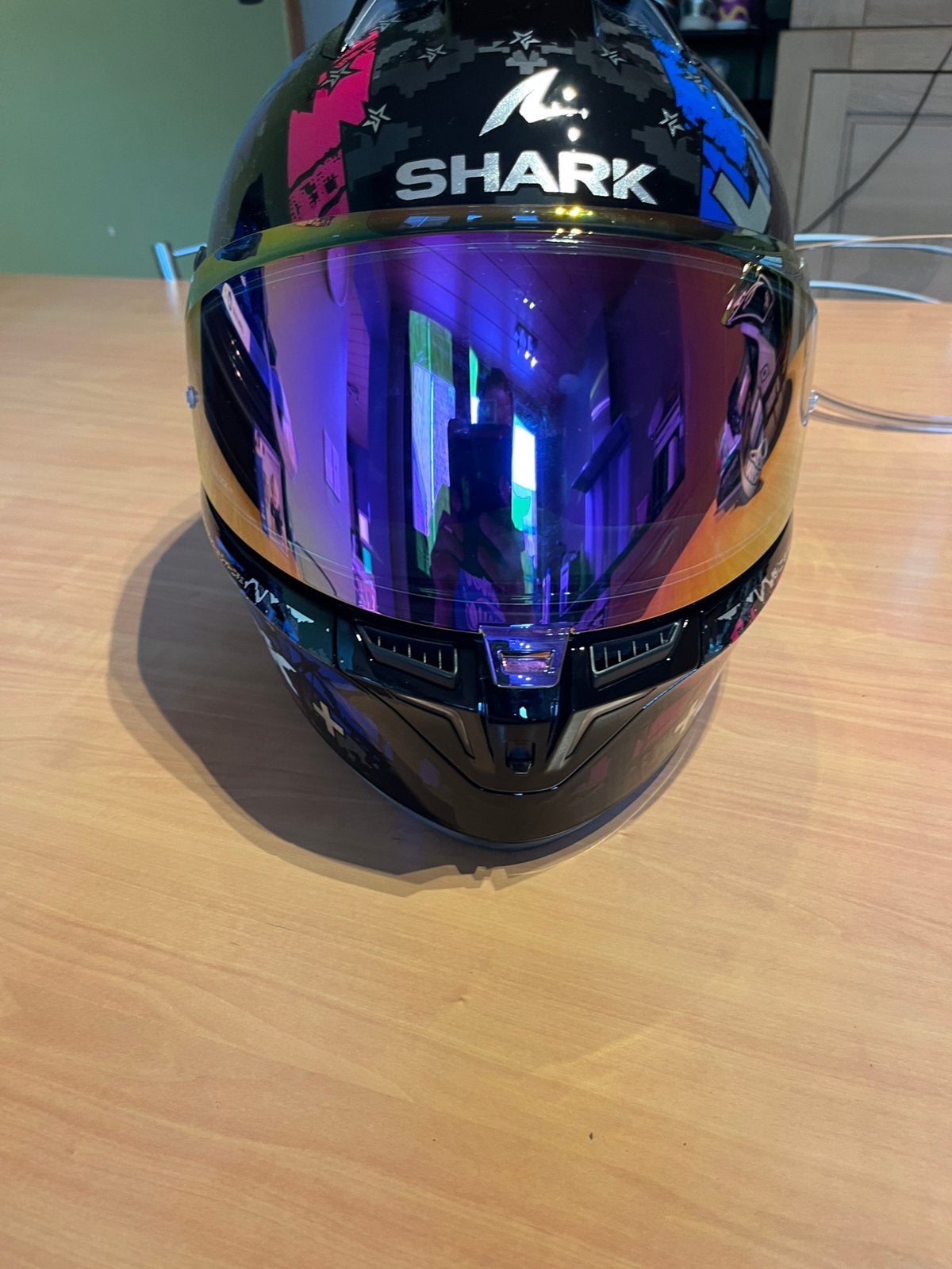Casque de moto, Enlèvement, M