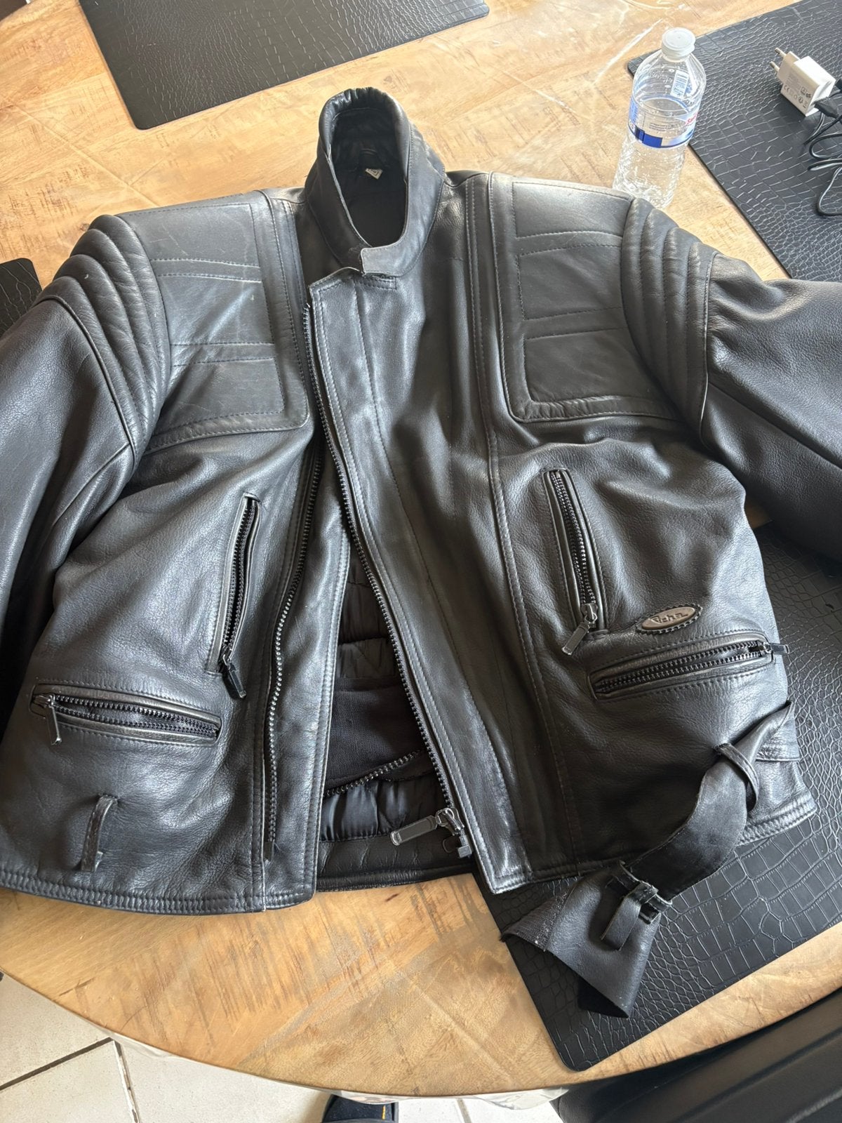 Motorjas richa valt als xl, Motoren, Kleding | Motorkleding, Ophalen