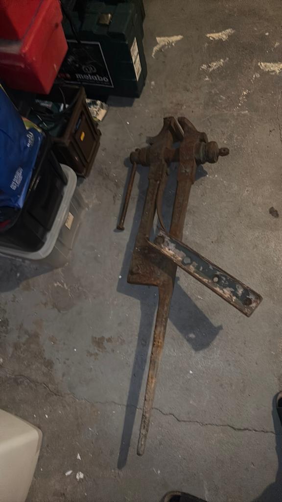 Etaux ancien, Bricolage & Construction, Outillage | Outillage à main, Enlèvement, Utilisé