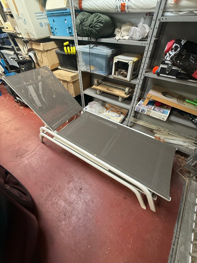 Terras ligstoelen wit, Ophalen, Gebruikt, Aluminium, Inklapbaar