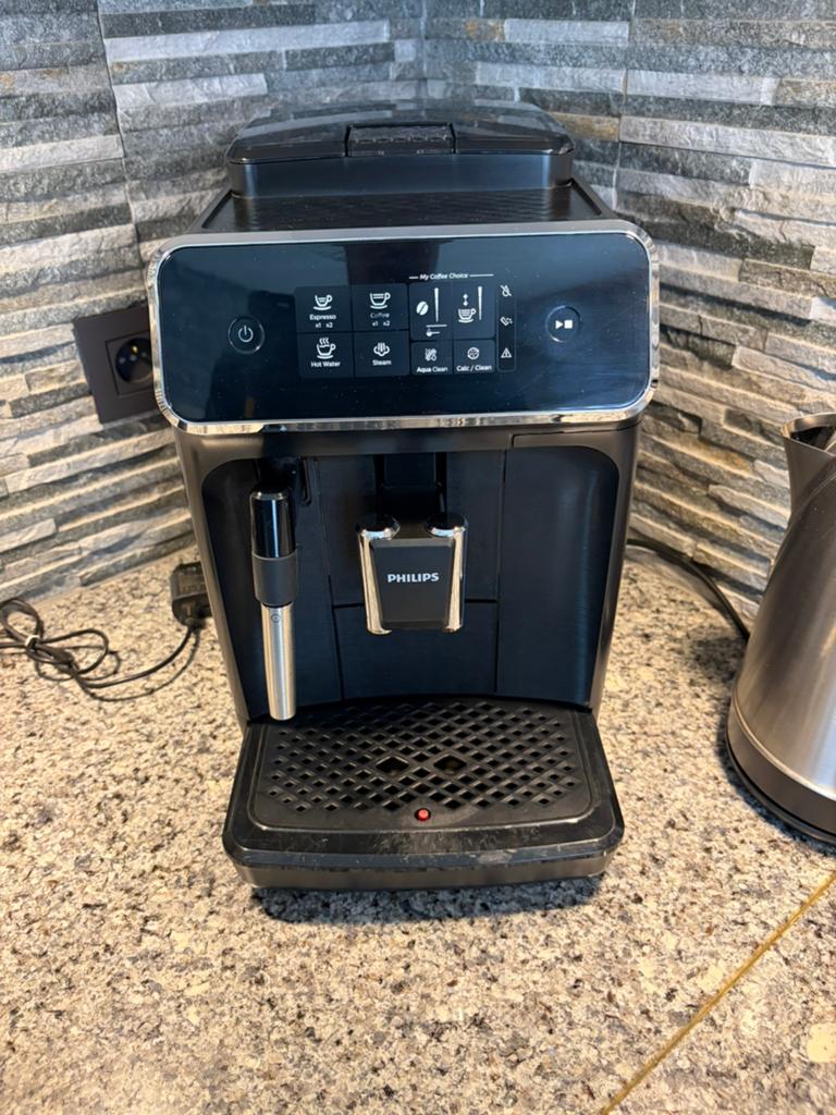 Philips koffiemachine met bonen, Elektronische apparatuur, Koffiezetapparaten, Zo goed als nieuw, Koffiebonen, Koffiemachine, Stoompijpje