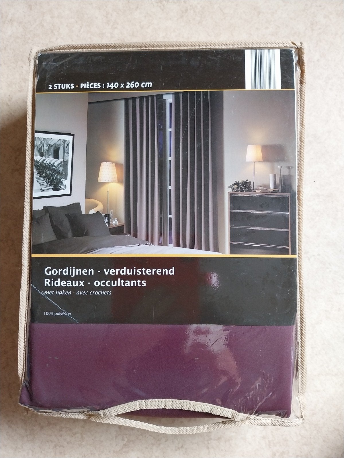 Verduisterende gordijnen., Ophalen