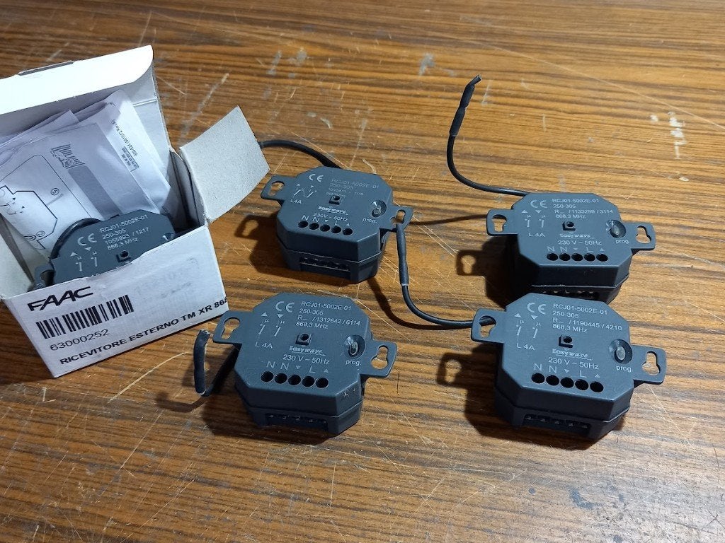 FAAC - TM XR 868 Externe ontvanger voor T-MODE STANDAARD, Doe-het-zelf en Bouw, Rolluiken, Ophalen of Verzenden, Gebruikt, Elektrische bediening