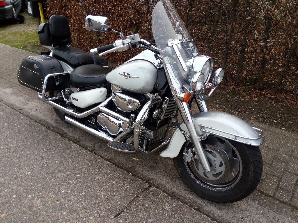 Suzuki Intruder C   VL1500        (bwj 2008), Cardan-aandrijving, 2 cilinders, Occasion, Chopper