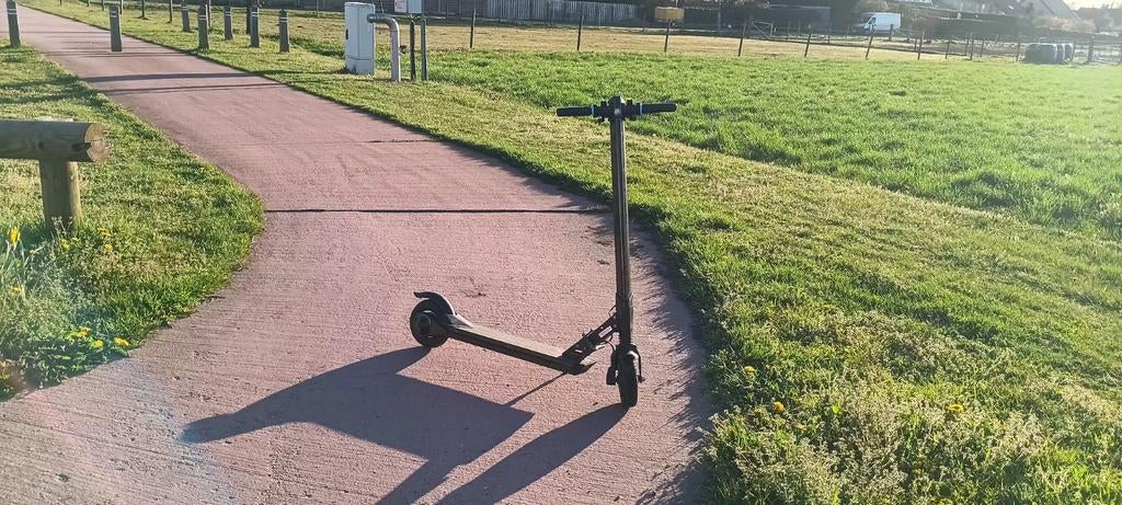 Inmotion e step, Fietsen en Brommers, Steps, Ophalen, Gebruikt, Elektrische step (E-scooter), Inmotion