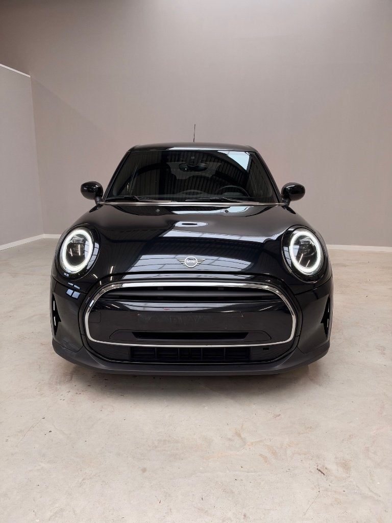 Mini Cooper 1.5i Automaat Led Navi Lineass CarPlay 80000km, Auto's, Dealer onderhouden, https://public.car-pass.be/vhr/ea6c4768-6966-4adf-bc78-c746fa4603b6