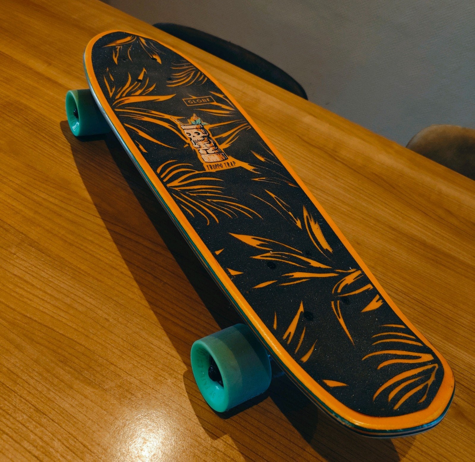 Globe Cruiser Skateboard, Sport en Fitness, Skateboarden, Ophalen, Zo goed als nieuw, Skateboard
