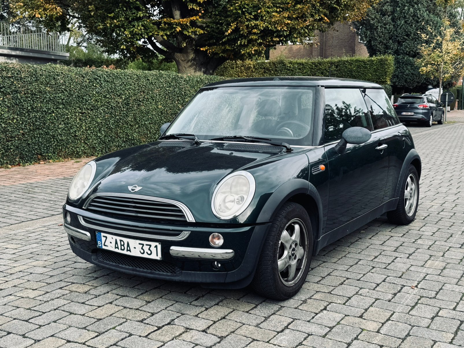 Mini Cooper 1.6 benzine, 134.000 km, airco, 12.2002., Auto's, Dealer onderhouden, Zwart, 4 cilinders, 1600 cc