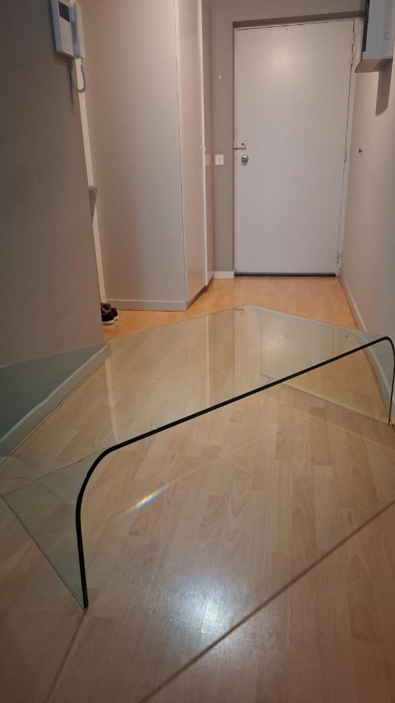 Vends table basse en verre, Maison & Meubles, Tables | Tables de salon, 100 à 150 cm, Moins de 50 cm, Enlèvement, Utilisé
