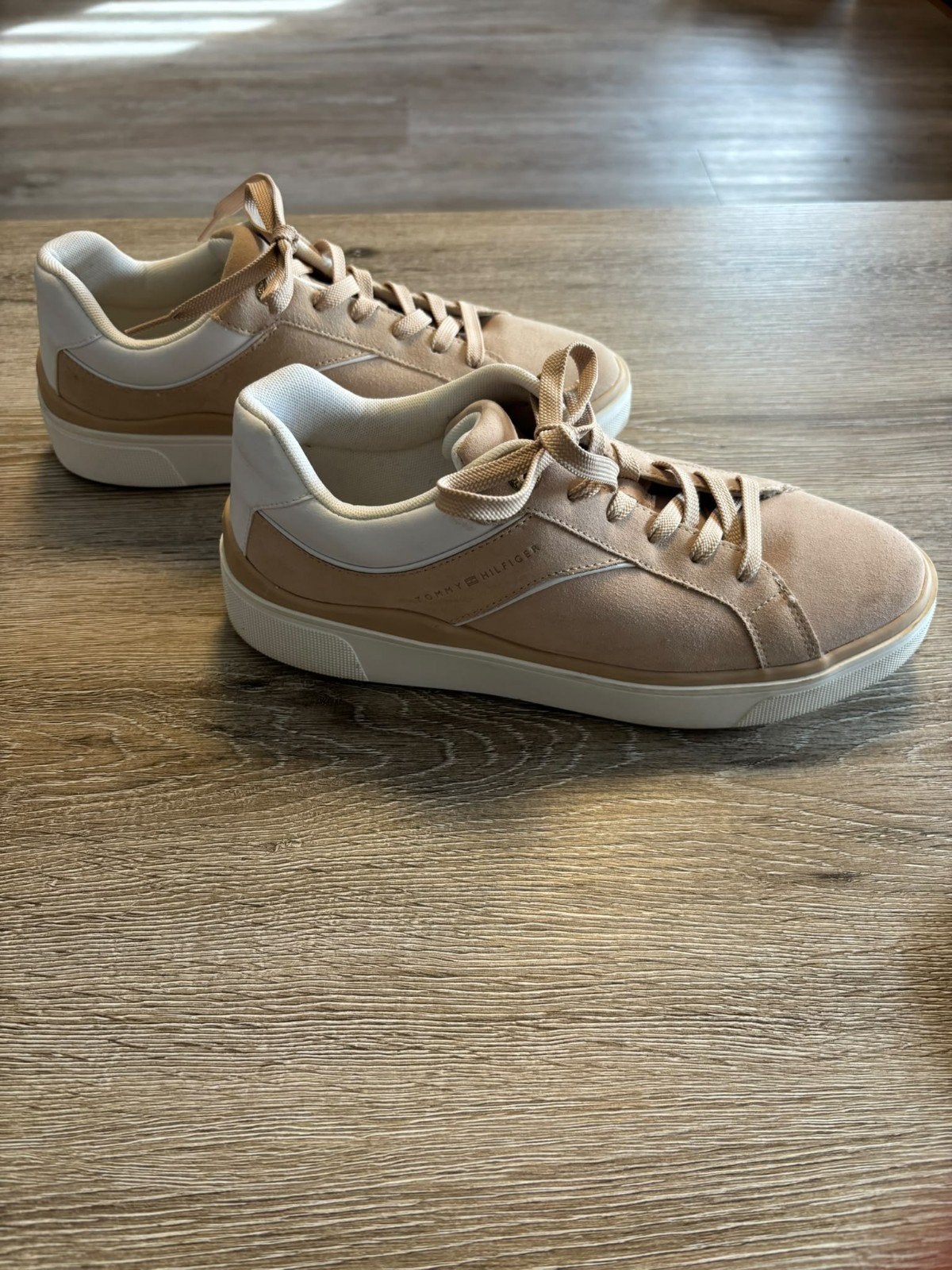 Tommy Hilfiger sneakers , maat 41, Kleding | Dames, Ophalen, Tommy hilfiger, Beige, Sneakers