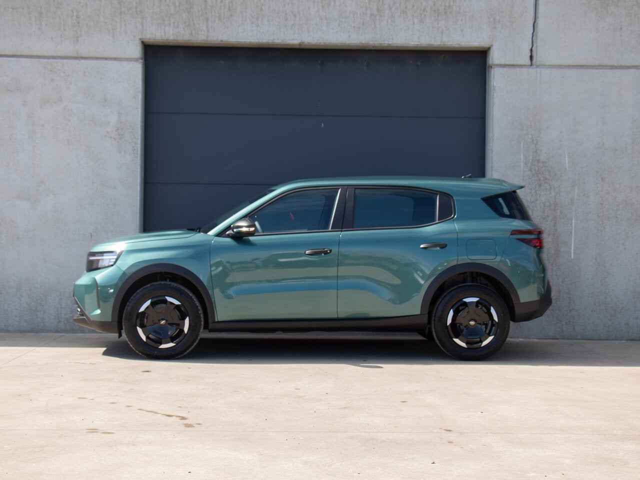Opel Frontera 1.2 MHEV 110PK CAMERA|NAVI|NIEUW STOCK, Autos, Opel, 0 kg, Euro 6, 0 kg, Noir