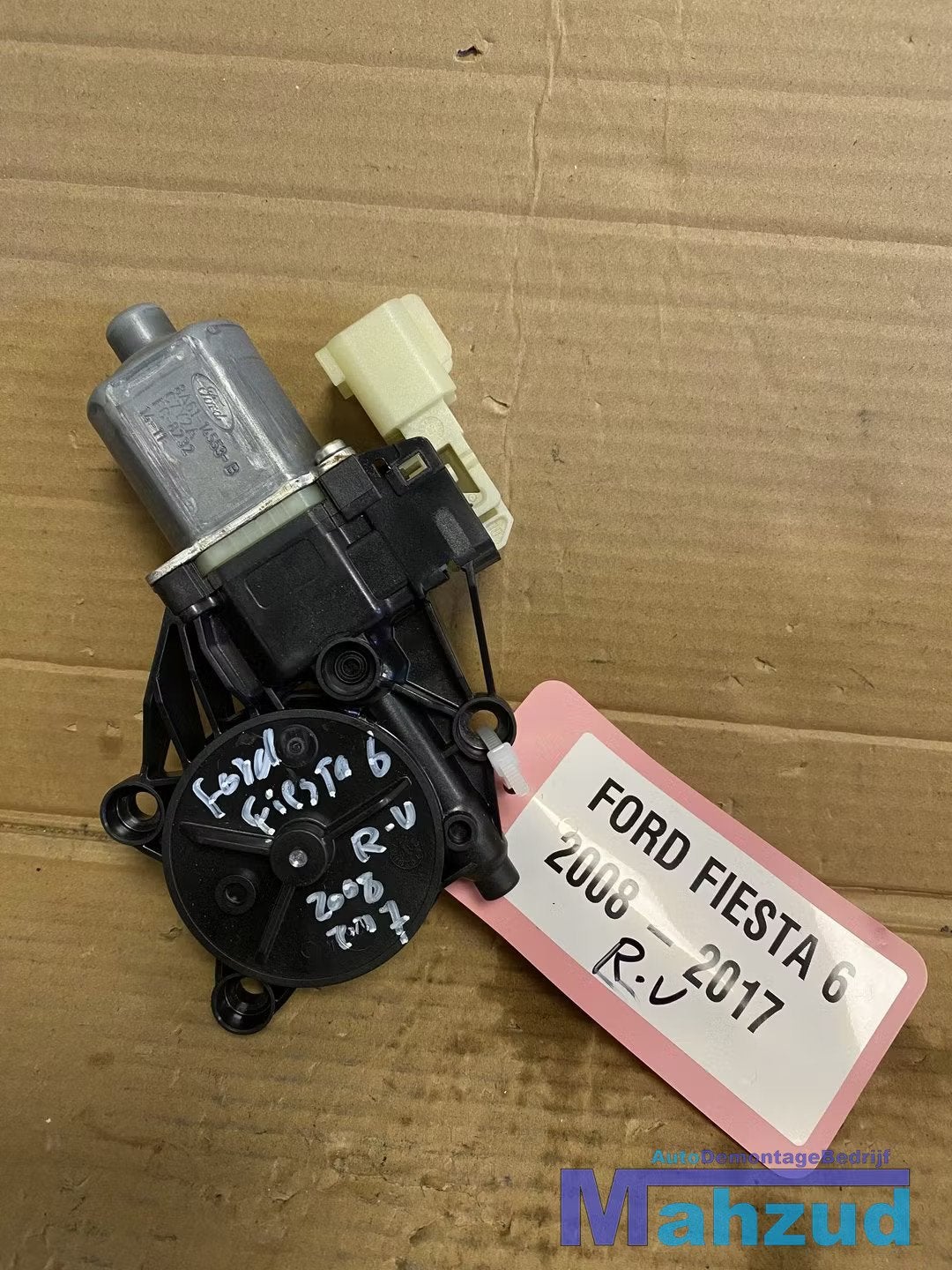 FORD FIESTA 6 Rechts voor raam motor 2008-2017 8A6114553B, Info@ford.com, Ford Motor Company, American Road 1
48126  Dearborn
