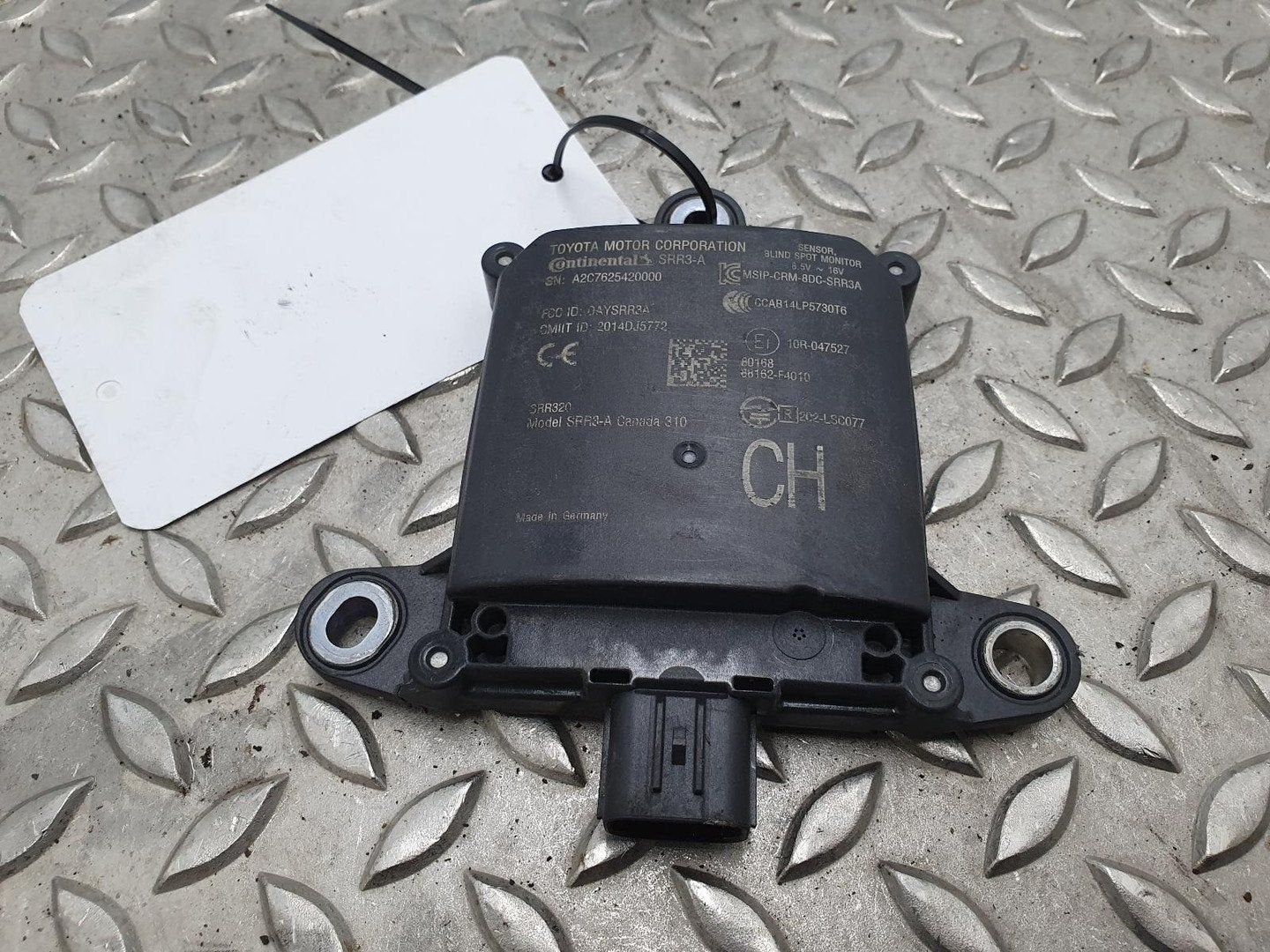TOYOTA C-HR ZYX10L 1.8 HYBRID ADVENTURE  SENSOR RADAR 2018, Ophalen of Verzenden, Gebruikt, Stiba lid