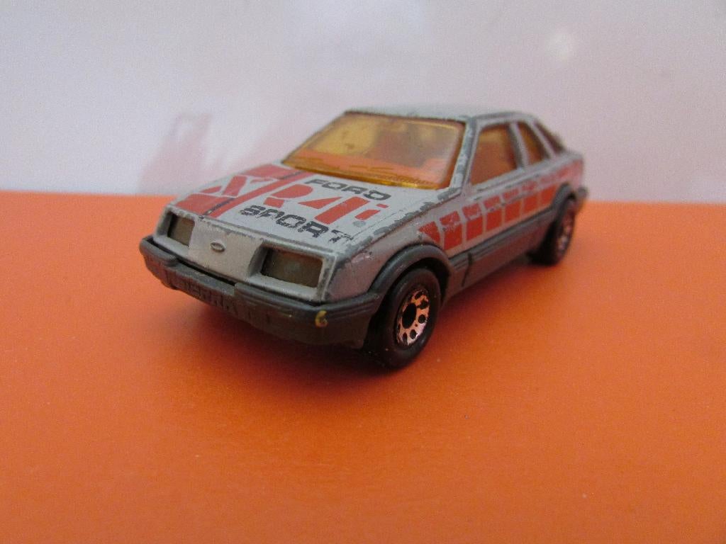 FORD SIERRA XR4, BOÎTE D'ALLUMETTES, Hobby & Loisirs créatifs, Voitures miniatures | 1:50, Enlèvement ou Envoi, Utilisé, Voiture