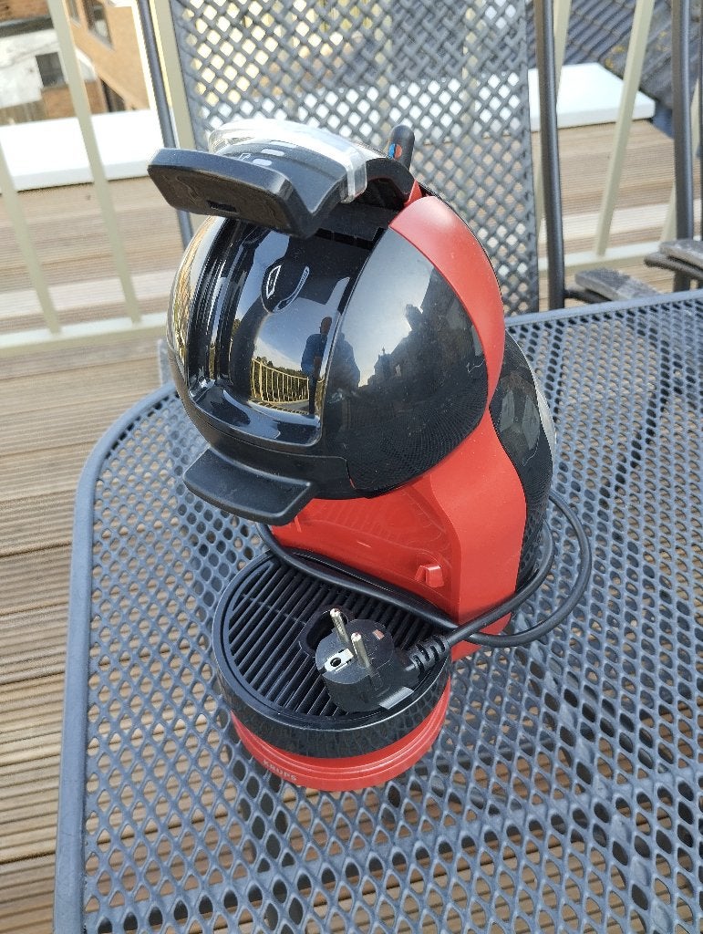 Krups Dolce Gusto.   Zo goed als nieuw !!, Ophalen, 10 kopjes of meer, Koffiemachine, Zo goed als nieuw