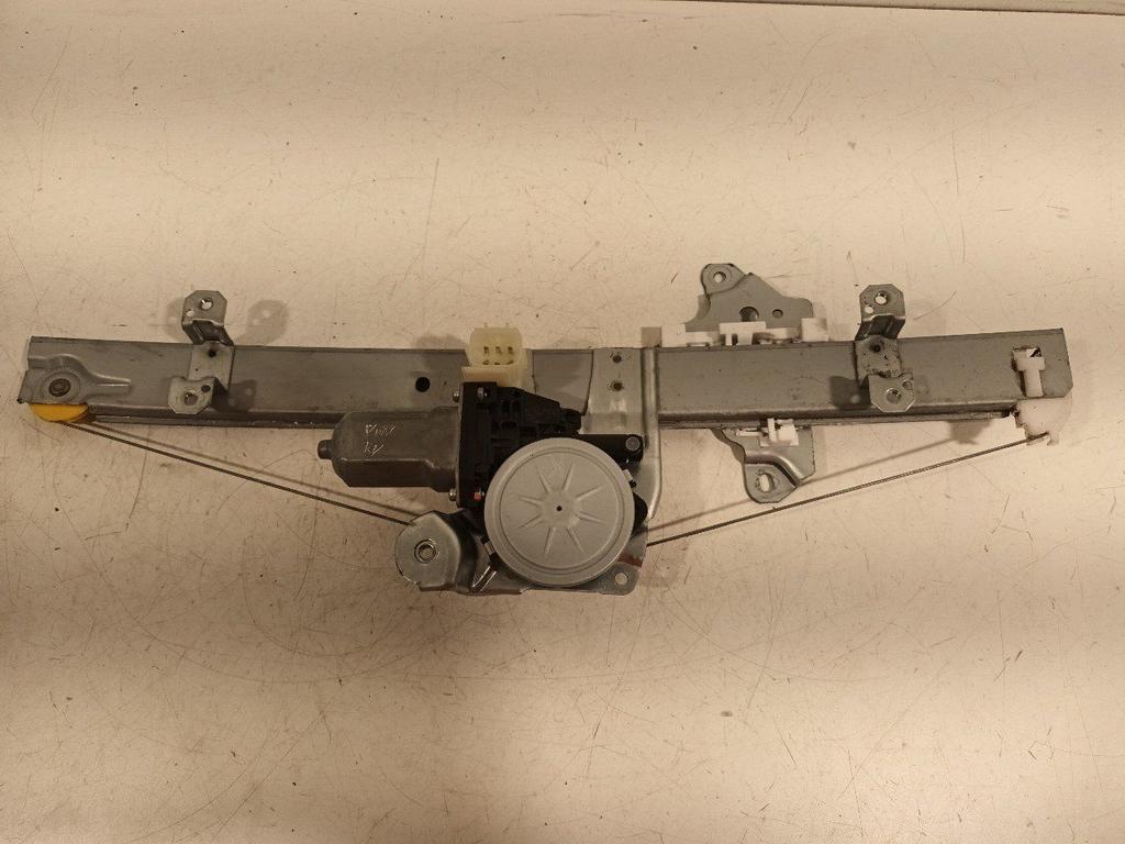 Raammechaniek elektrisch rechts voor Nissan Micra, Onderdelen@venauto.nl, Van der Ven Autorecycling B.V., Ettenseweg 76, 4706 PB Roosendaal, The Netherlands