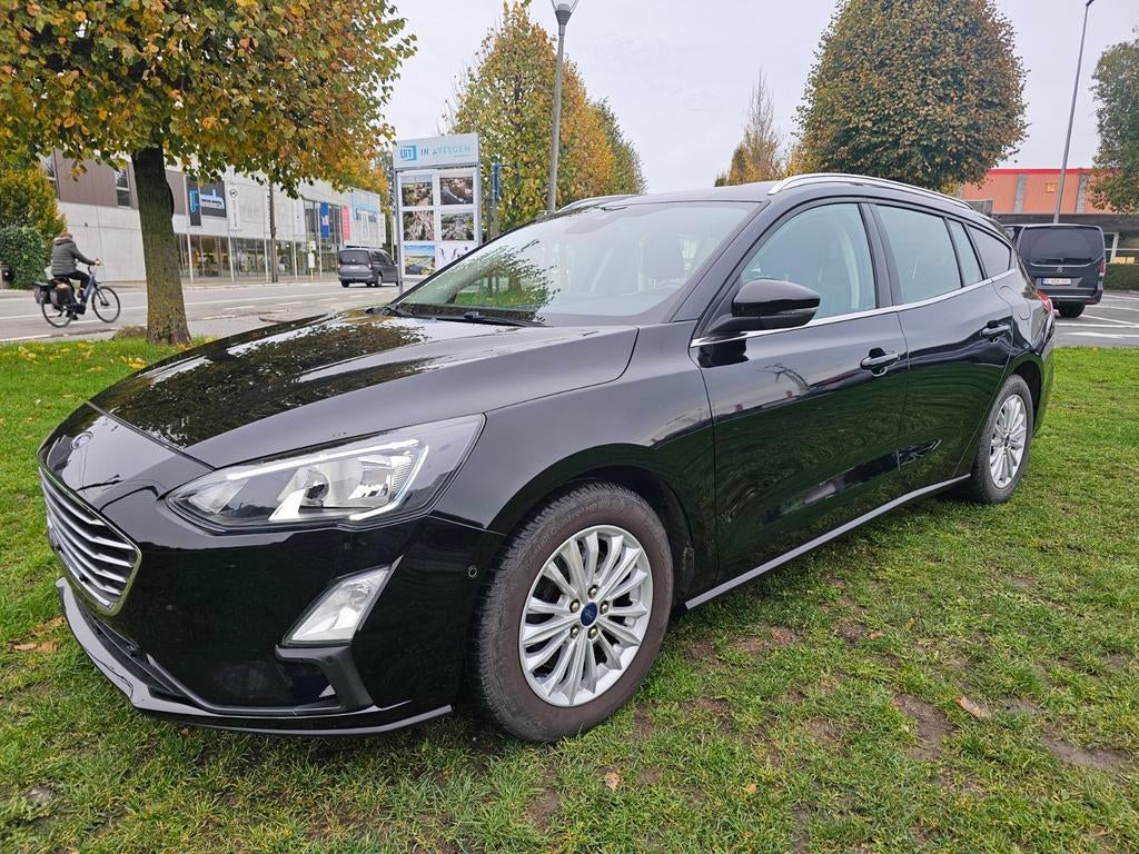 Ford focus clipper 1.0 ecoboost titanium business, Euro 6, Zwart, 5 deurs, 3 cilinders