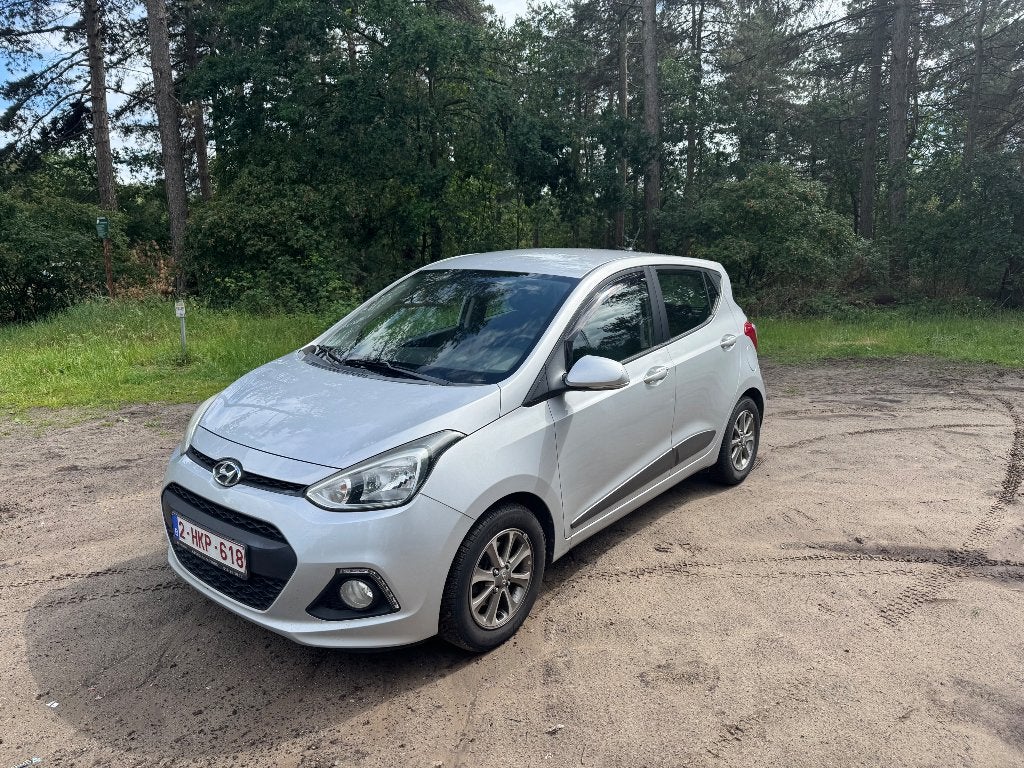 Hyundai i10 1.0 benzine 2017 52.000km, Auto's, Hyundai, Particulier, i10, Airbags, Airconditioning, Bluetooth, Cruise Control