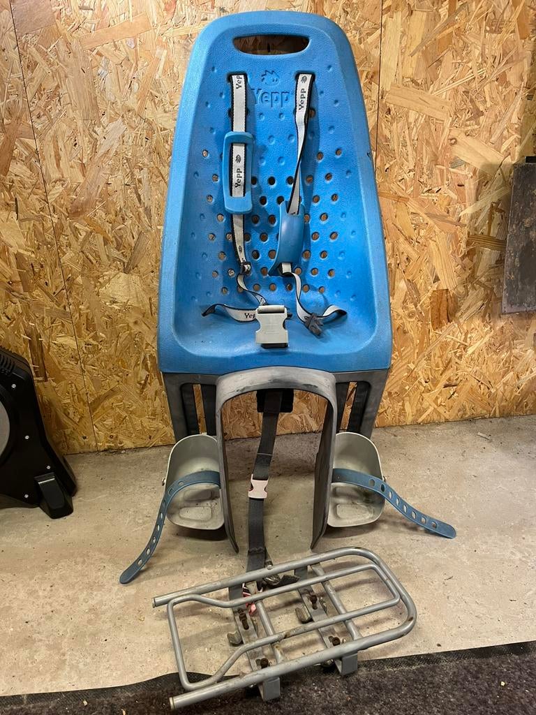Kinderstoel fiets, Ophalen, Gebruikt, Achterzitje, Voetsteuntjes