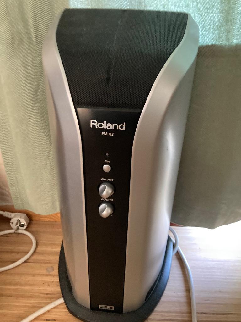 Roland drumversterker PM03, Ophalen, Zo goed als nieuw, Roland