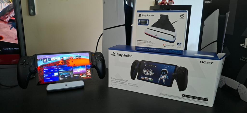 Ps5 portal in midnight black + oplaadstation, Games en Spelcomputers, Spelcomputers | Sony PlayStation 5, Ophalen of Verzenden