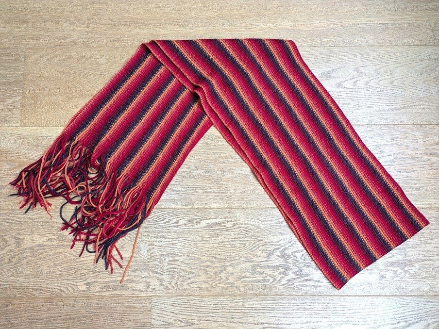 homme - écharpe rayée élégante rouge, Vêtements | Hommes, Bonnets, Écharpes & Gants, Enlèvement, Porté, Écharpe