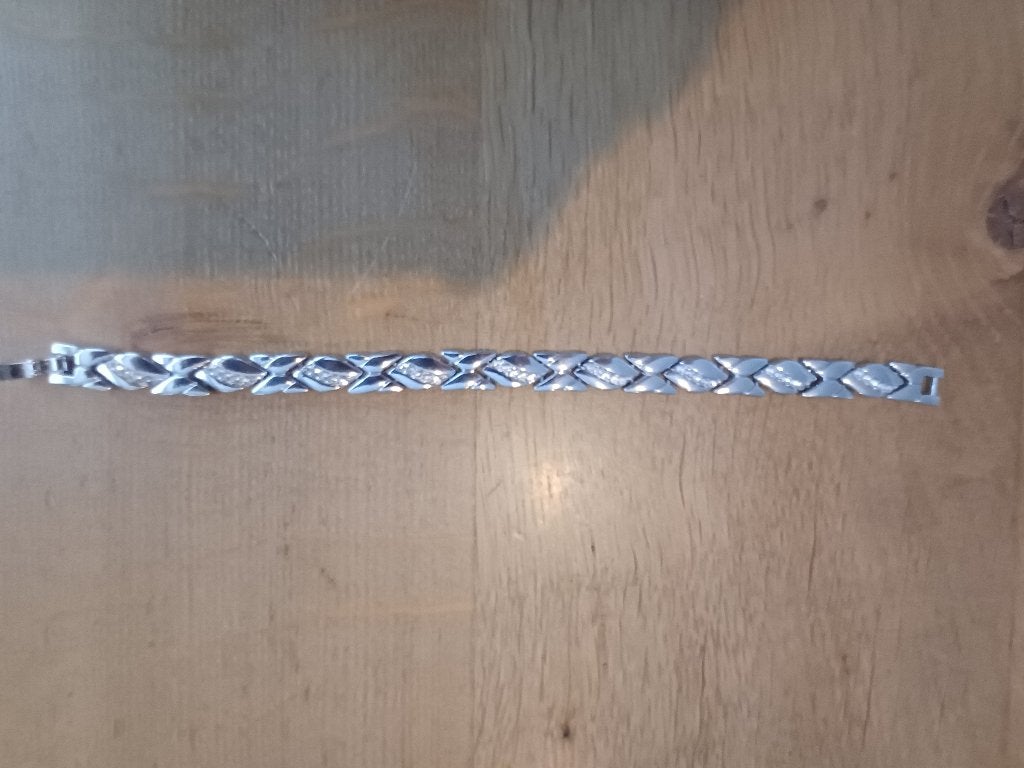 Superbe bracelet avec strass et aimants, Neuf, Enlèvement ou Envoi, Argent, Avec strass