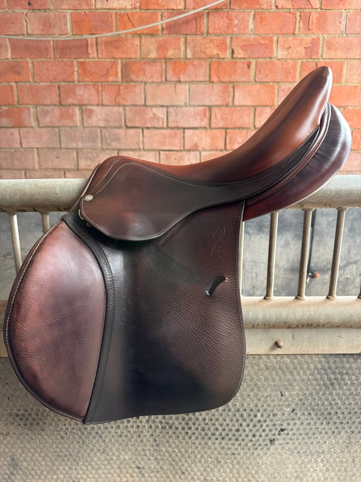 Antarès 17’5 zadel Te Koop, Dieren en Toebehoren, Ophalen, L (17.5 inch), Gebruikt, Overige merken