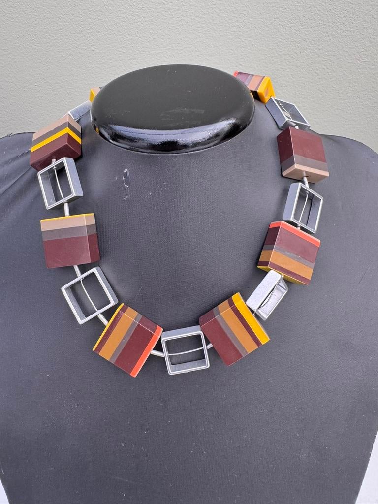 Aparte ketting, Handtassen en Accessoires, Kettingen, Ophalen of Verzenden, Zo goed als nieuw, Overige kleuren, Overige materialen
