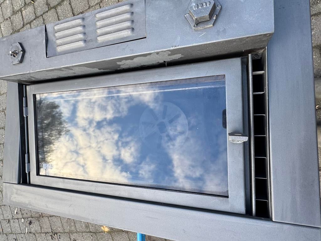 Houtcassette flam, Ophalen, Zo goed als nieuw