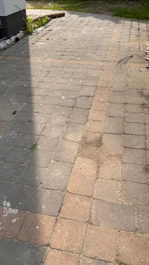 Gratis groot opp klinkers - +/-50m2, Tuin en Terras, Tegels en Klinkers, Gebruikt, Klinkers, Beton, 10 m² of meer, Ophalen