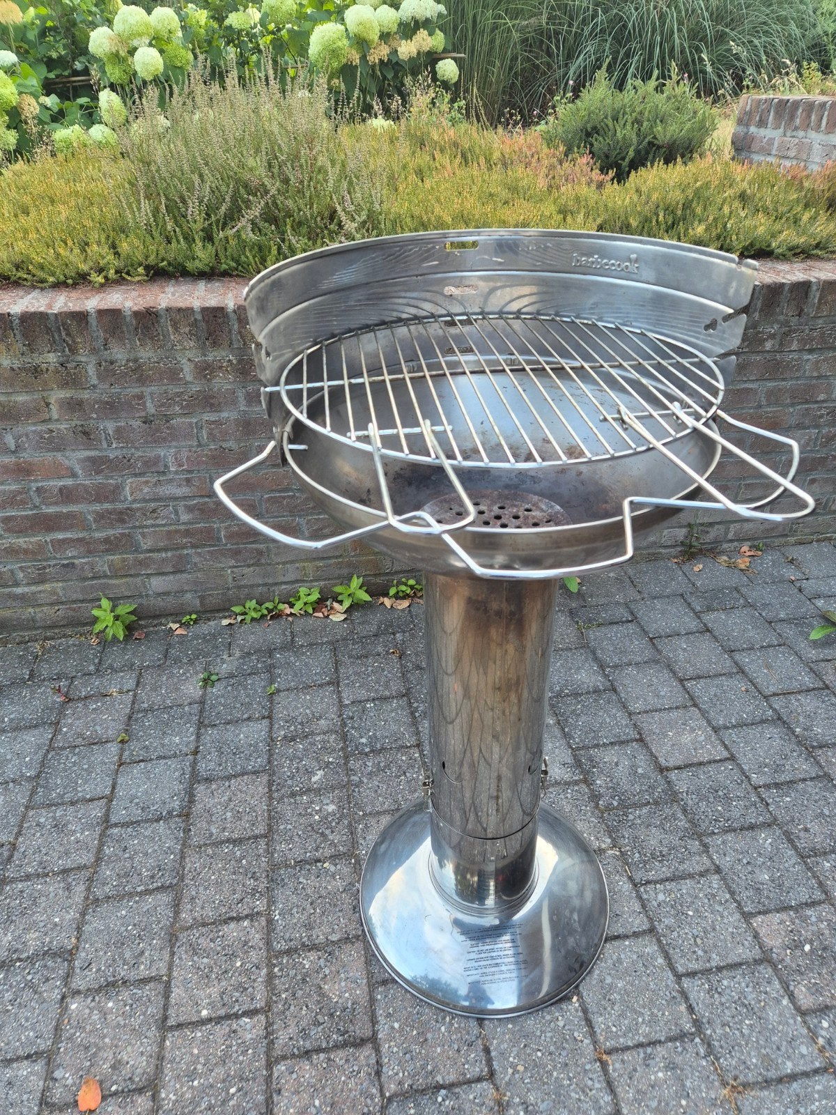 Houtskoolbarbecue 'Barbecook Optima inox' in goede staat, Ophalen