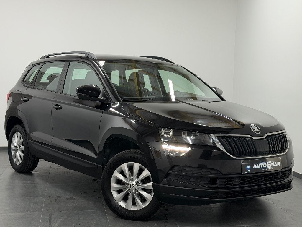Skoda Karoq 1.5 TSI - 1erMain - Camera - CarPlay - Carnet, Achat, Entreprise, Feux de jour LED, 5 places