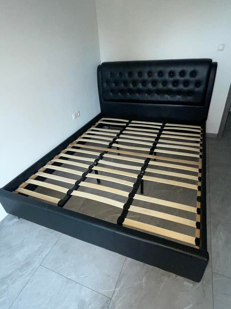 Lit similicuir 2 personnes, Ophalen, Overige materialen, Gebruikt, Zwart