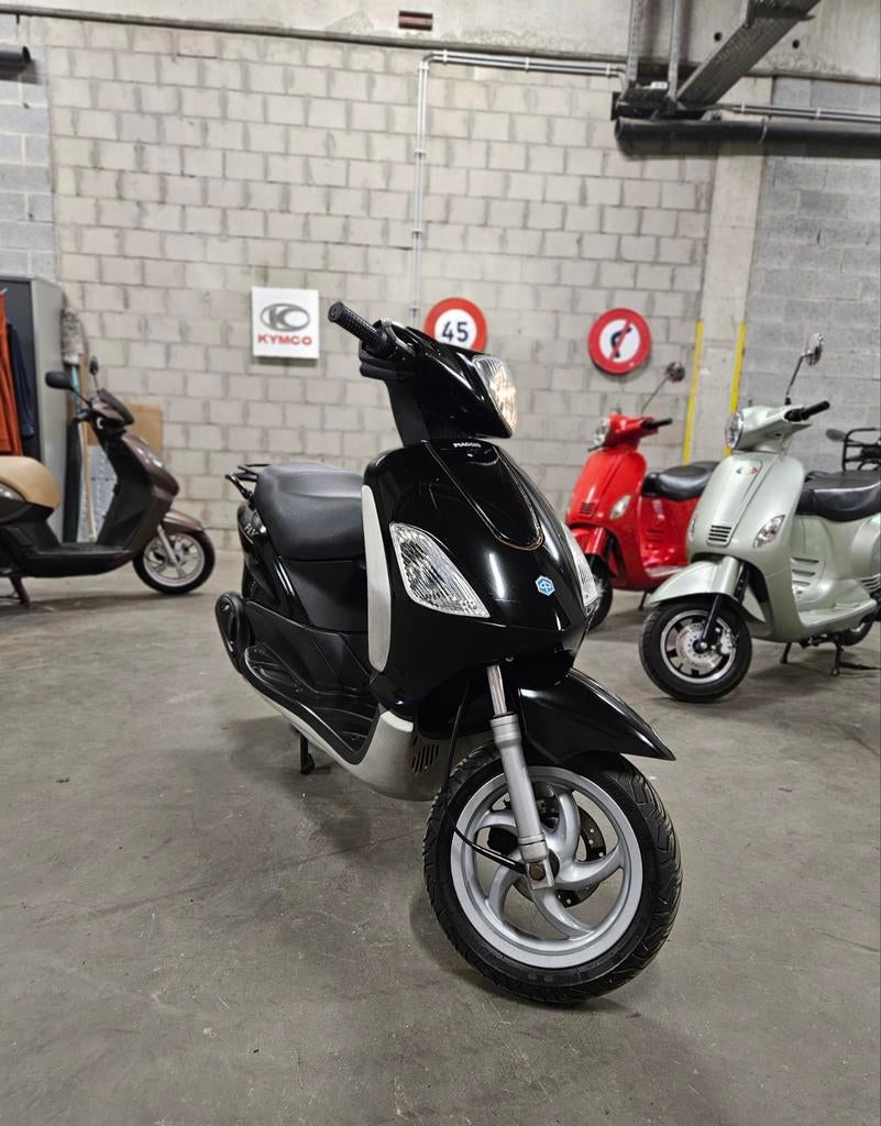 Piaggio Fly 50cc klasse B 4 takt 2010 (1st eig!) - 17.328 km, Fietsen en Brommers, Gebruikt, Ophalen of Verzenden, Klasse B (45 km/u)