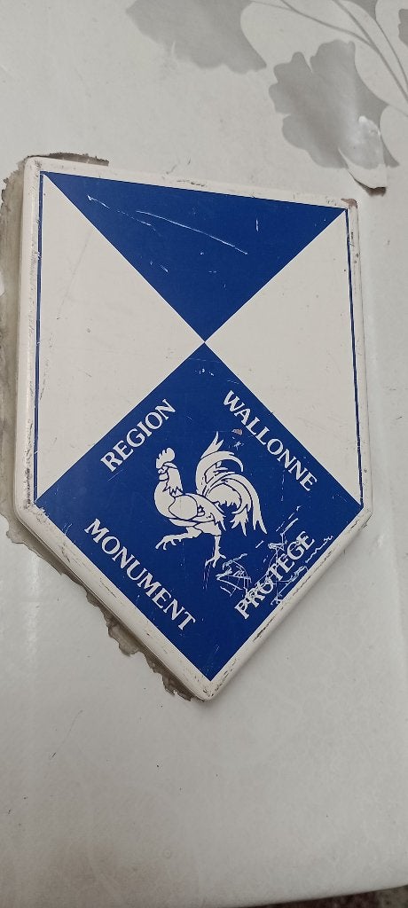 Plaque Émaillée Région Wallonne Monument Protégé (16cm), Enlèvement ou Envoi